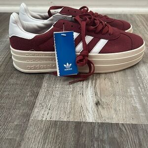 Never Worn Adidas Shoe